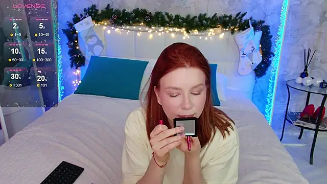 LucyHornyDoll online show from January 15, 2025, 5:50 am