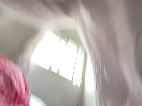 sweeviolet online show from March 30, 2026, 1:01 pm