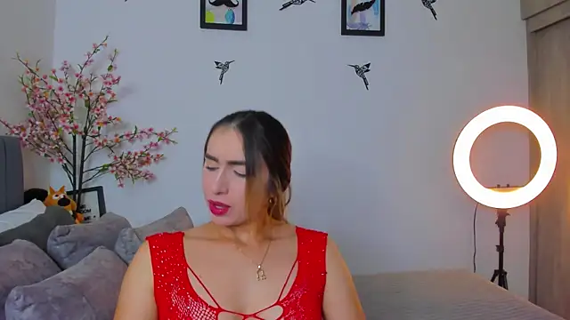 im sarah34 online show from March 8, 2025, 3:39 am