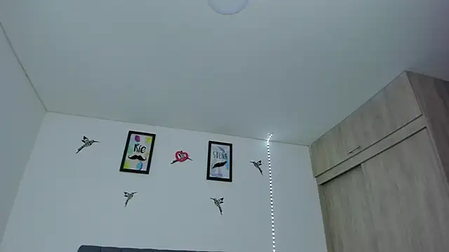 im sarah34 online show from March 7, 2026, 5:48 am