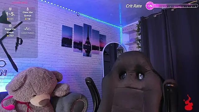 Snapshot of Naughty_Charly chatting on January 8, 2025, 6:20 pm Naughty Charly online show from January 8, 2025, 6:20 pm