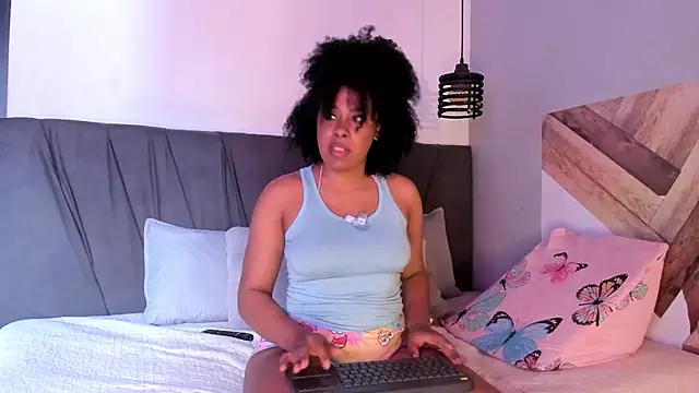 EmmilyBrant online show from February 20, 2026, 1:11 pm