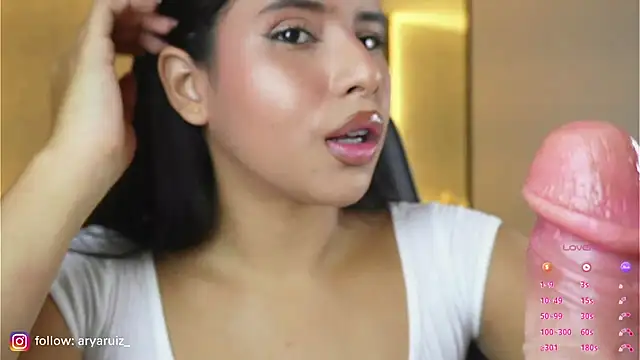 arya ruizz online show from November 24, 2025, 2:17 pm