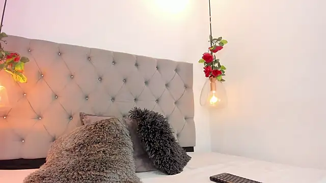 AnnPrices online show from December 27, 2024, 2:33 pm