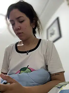 Mila Morgan online show from March 3, 2025, 2:04 pm