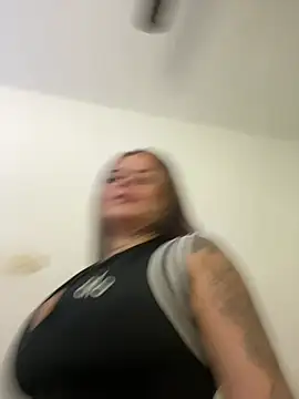 Snapshot of ivanna_rivera chatting on February 5, 2026, 7:18 pm ivanna rivera online show from February 5, 2026, 7:18 pm