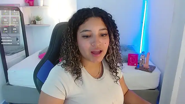 Julia Boobs online show from September 27, 2025, 12:43 pm