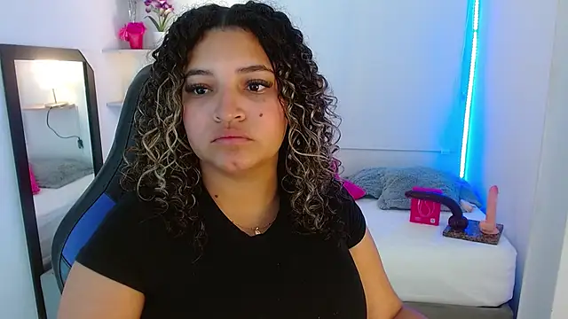 Julia Boobs online show from October 9, 2025, 12:25 pm