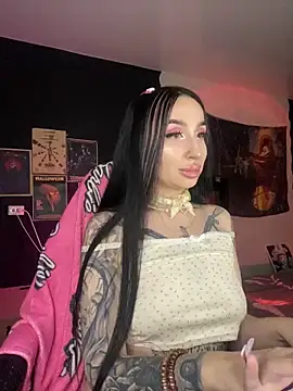 Molly  Moon online show from December 28, 2024, 4:51 am