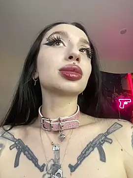 Molly  Moon online show from May 20, 2026, 3:13 am