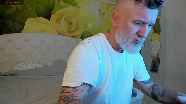 BlowMyXXL online show from February 26, 2026, 9:08 am