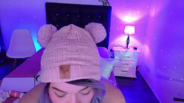 Snapshot of Cuckold_lover69 chatting on March 5, 2025, 3:29 am Cuckold lover69 online show from March 5, 2025, 3:29 am