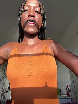 Snapshot of Fanclubbbbb chatting on February 25, 2025, 4:24 am Fanclubbbbb online show from February 25, 2025, 4:24 am