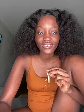 Snapshot of Fanclubbbbb chatting on October 8, 2025, 5:49 am Fanclubbbbb online show from October 8, 2025, 5:49 am