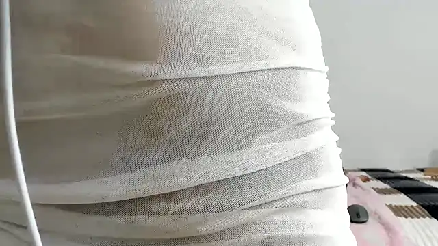 canela wet online show from September 27, 2025, 2:05 am