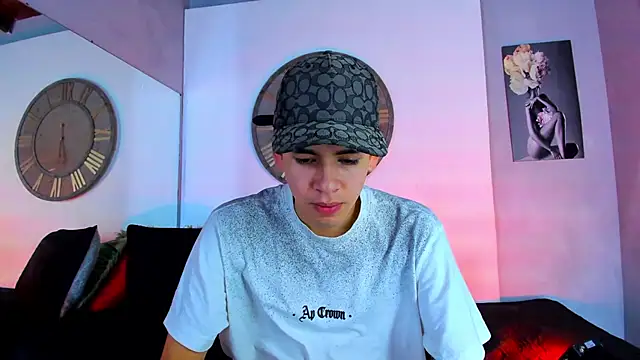 Mike 0233  online show from January 22, 2025, 3:52 am