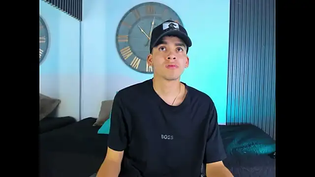 Mike 0233  online show from January 29, 2025, 4:05 am