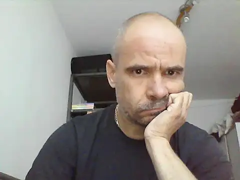 Franc113 online show from October 3, 2025, 12:46 pm