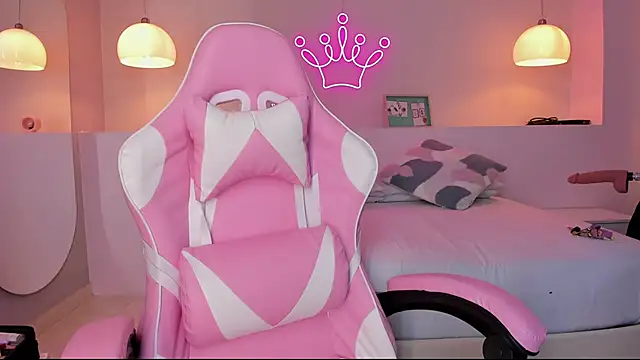 Snapshot of violeth_hill chatting on January 22, 2025, 7:45 pm violeth hill online show from January 22, 2025, 7:45 pm