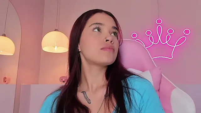 Snapshot of violeth_hill chatting on February 15, 2025, 8:33 pm violeth hill online show from February 15, 2025, 8:33 pm