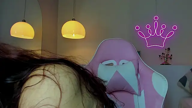 Snapshot of violeth_hill chatting on February 27, 2025, 8:20 pm violeth hill online show from February 27, 2025, 8:20 pm