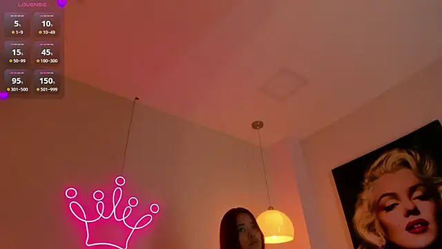 Snapshot of violeth_hill chatting on October 13, 2025, 7:58 pm violeth hill online show from October 13, 2025, 7:58 pm