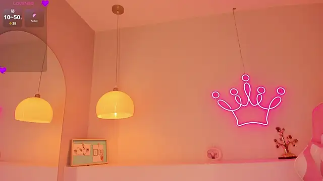 Snapshot of violeth_hill chatting on October 14, 2025, 7:47 pm violeth hill online show from October 14, 2025, 7:47 pm