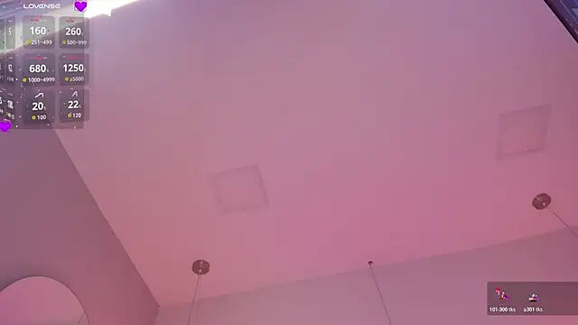 Snapshot of violeth_hill chatting on October 30, 2025, 7:36 pm violeth hill online show from October 30, 2025, 7:36 pm