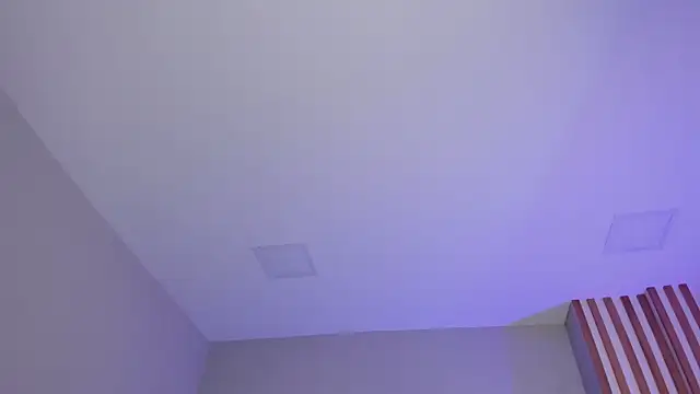 Snapshot of violeth_hill chatting on October 31, 2025, 6:42 pm violeth hill online show from October 31, 2025, 6:42 pm