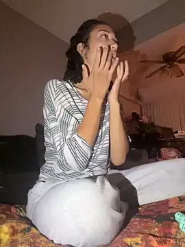 starrynikki online show from January 27, 2025, 6:41 am