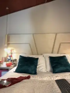 Miss ary online show from November 1, 2025, 12:18 pm