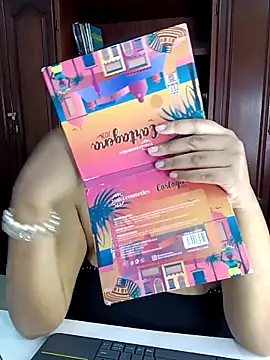 XMara online show from March 3, 2025, 7:49 pm