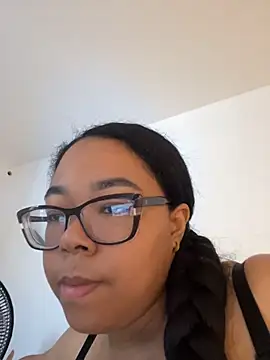 XMara online show from July 6, 2026, 3:58 pm