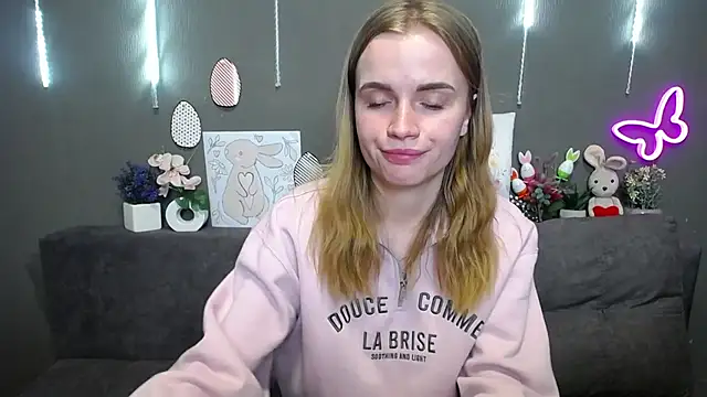 MargaritaKiss online show from April 9, 2026, 7:41 pm