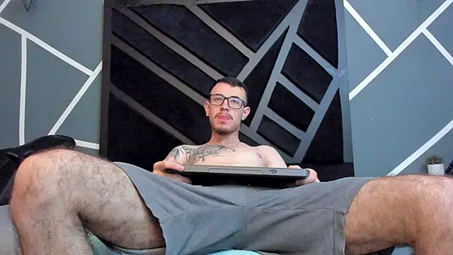 CodyWalkerR online show from March 13, 2025, 5:18 pm