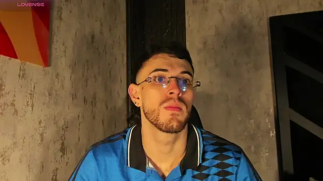 Snapshot of CodyWalkerR chatting on July 4, 2026, 5:41 pm CodyWalkerR online show from July 4, 2026, 5:41 pm