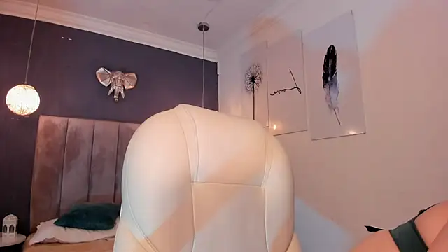 Maaiitee online show from December 1, 2024, 7:58 pm