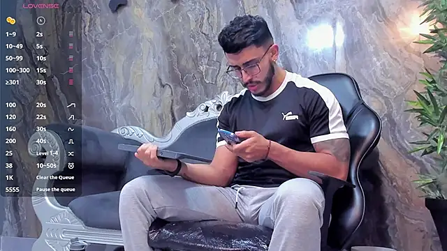 Liam Kleiin online show from January 29, 2025, 11:30 am