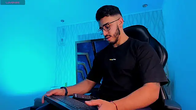 Liam Kleiin online show from November 27, 2025, 11:23 am