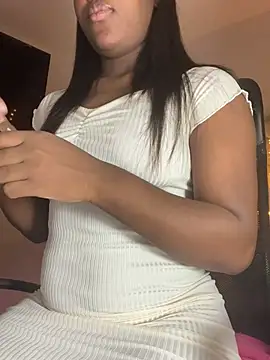 kellya  online show from January 12, 2025, 10:22 pm