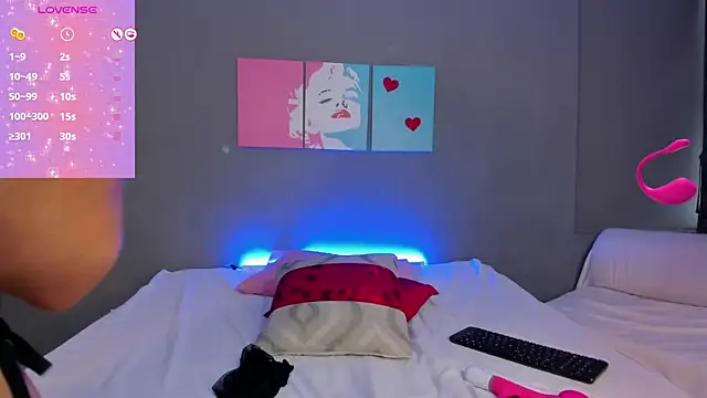 MadissonShakur online show from December 21, 2024, 3:09 pm