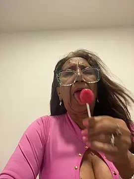 Snapshot of SWEET_LOVER01 chatting on March 22, 2026, 11:41 pm SWEET LOVER01 online show from March 22, 2026, 11:41 pm