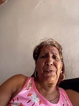 Snapshot of SWEET_LOVER01 chatting on May 4, 2026, 3:52 pm SWEET LOVER01 online show from May 4, 2026, 3:52 pm