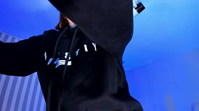 ArianaBaker online show from January 24, 2025, 1:14 pm