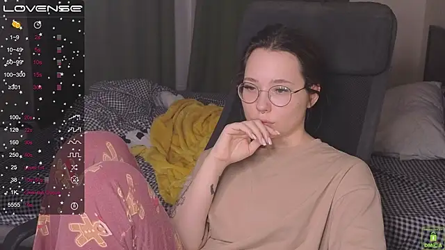 Airyhill online show from January 13, 2025, 3:36 pm