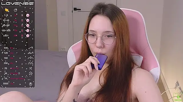 Airyhill online show from February 2, 2025, 8:19 pm