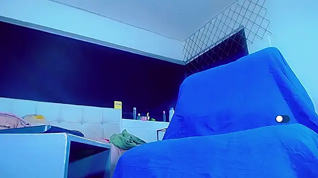 bellatrixx 69 online show from November 20, 2025, 11:32 am