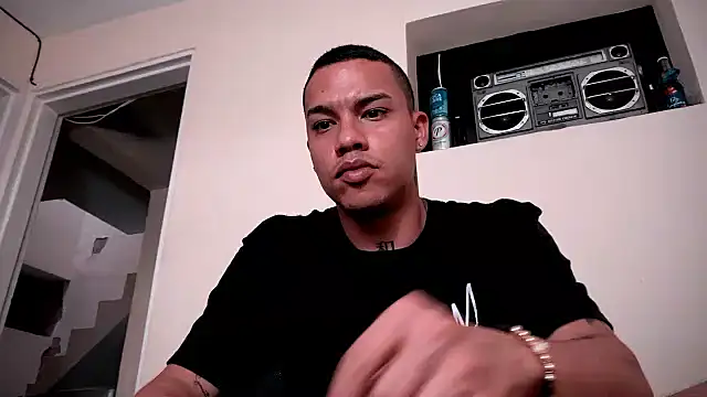 Osiiriis online show from January 9, 2025, 9:37 pm