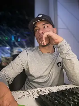 Osiiriis online show from February 24, 2025, 12:30 am