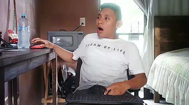 LEDRIX online show from February 4, 2025, 11:06 pm